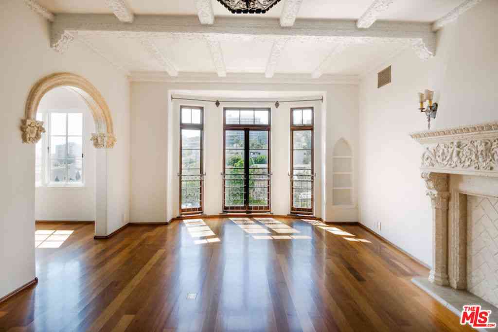 Condo For Rent - 1302 N Sweetzer Avenue #202<br/> West Hollywood, CA 90046