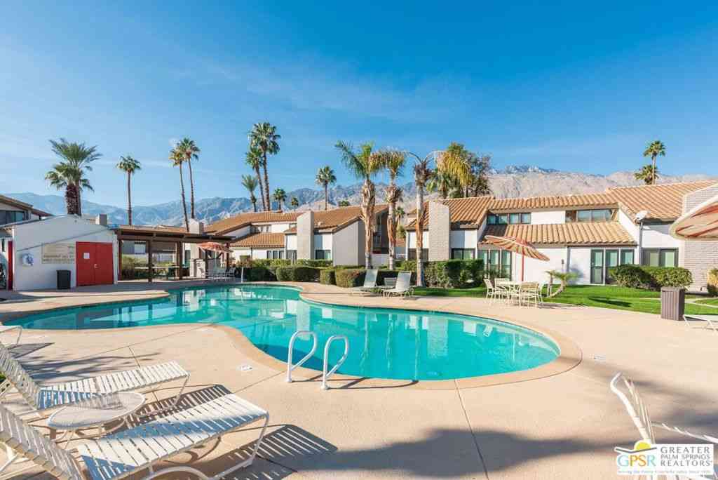 Condo For Sale - 1720 E Camino Parocela<br/> Palm Springs, CA 92264