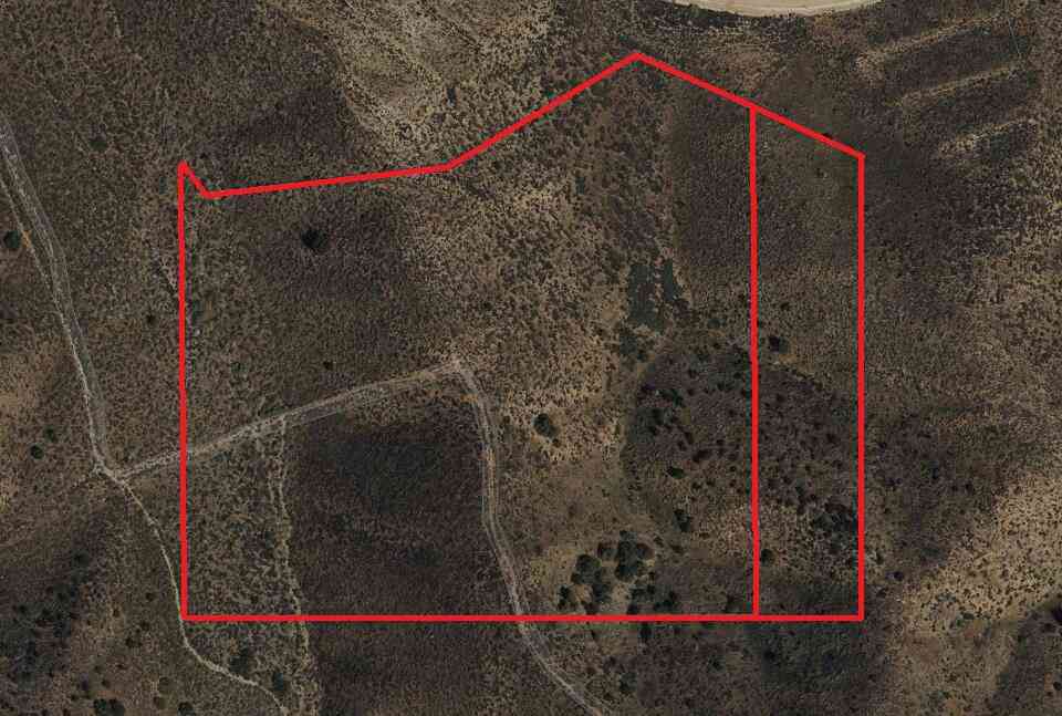Vacant Land For Sale - 85 TH Street West & Avenue M-8<br/> Palmdale, CA 93551
