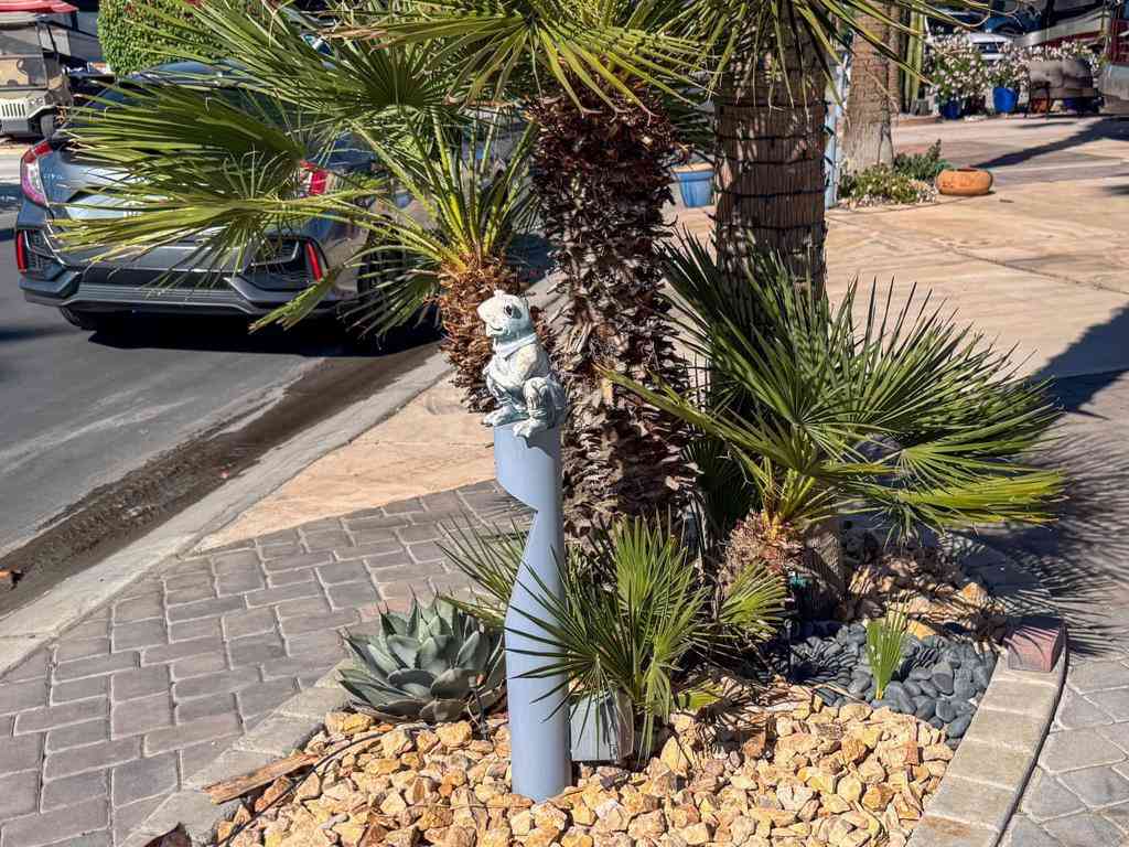 Mobile Home For Sale - 80394 Avenue 48 #77<br/> Indio, CA 92201