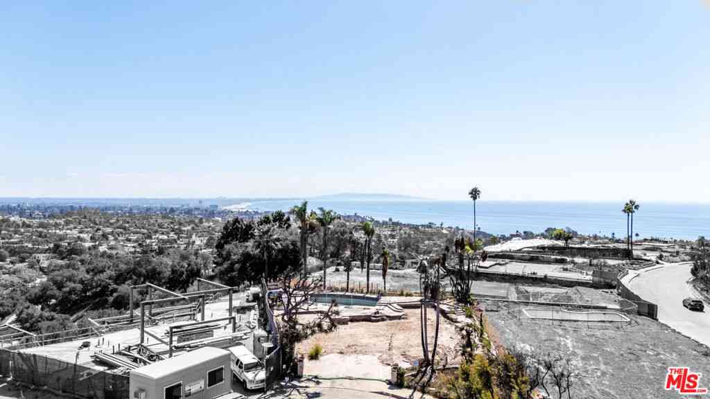 Vacant Land For Sale - 16616 Merrivale Lane<br/> Pacific Palisades, CA 90272