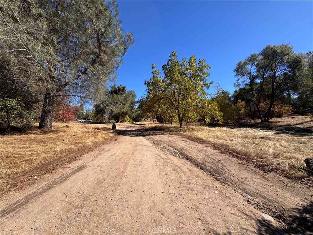 Vacant Land For Sale - 4582 Ashworth<br/> Mariposa, CA 95338