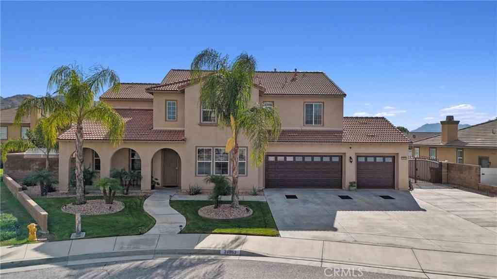 Homes For Sale - 28953 Kenda Court<br/> Moreno Valley, CA 92555