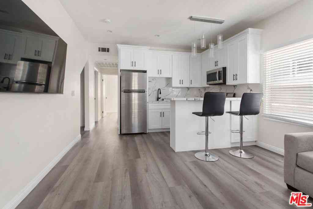 Homes For Rent - 1462 W 22nd Street<br/> Los Angeles, CA 90007