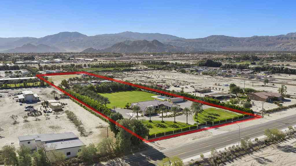 Homes For Sale - 79665 Avenue 38<br/> Indio, CA 92203
