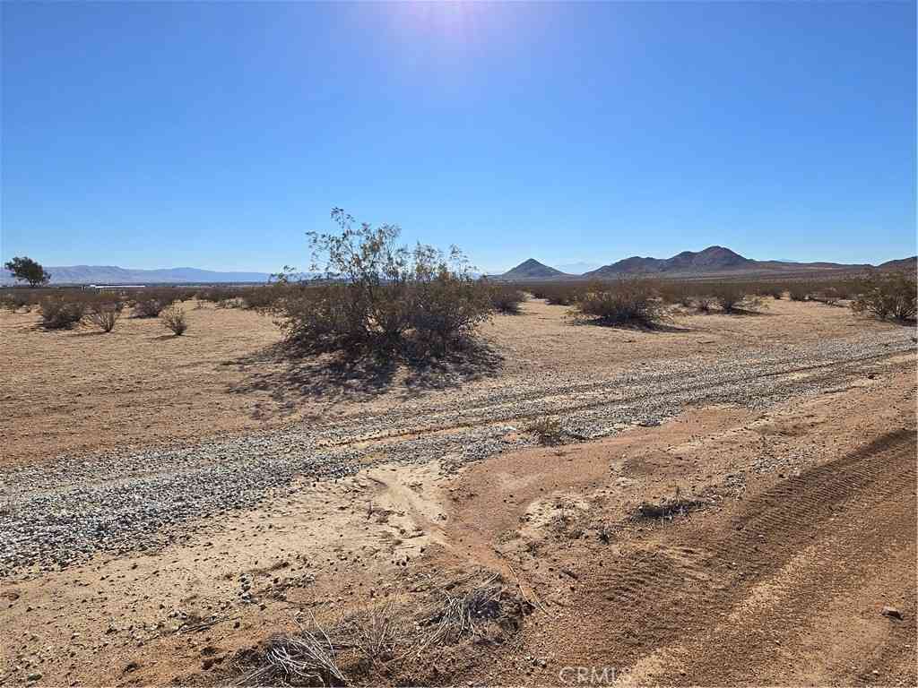 Vacant Land For Sale - Dunsmuir Street<br/> Apple Valley, CA 92307