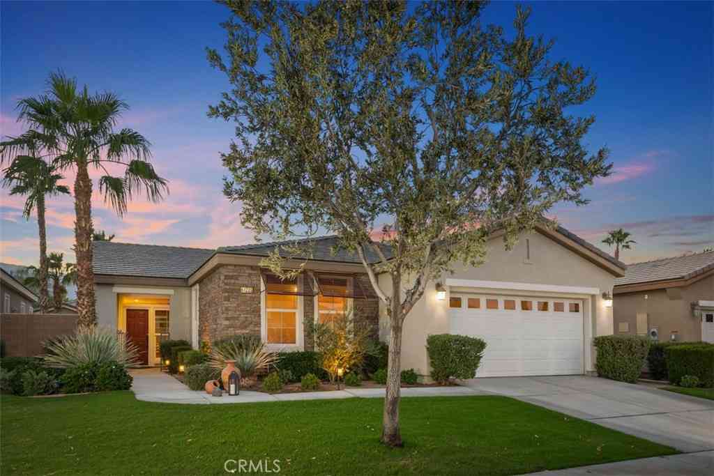 Homes For Rent - 61225 Living Stone<br/> La Quinta, CA 92253