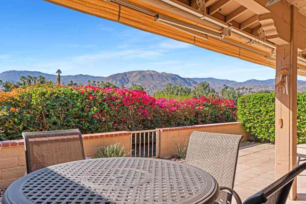 Condo For Sale - 83 Conejo Circle<br/> Palm Desert, CA 92260