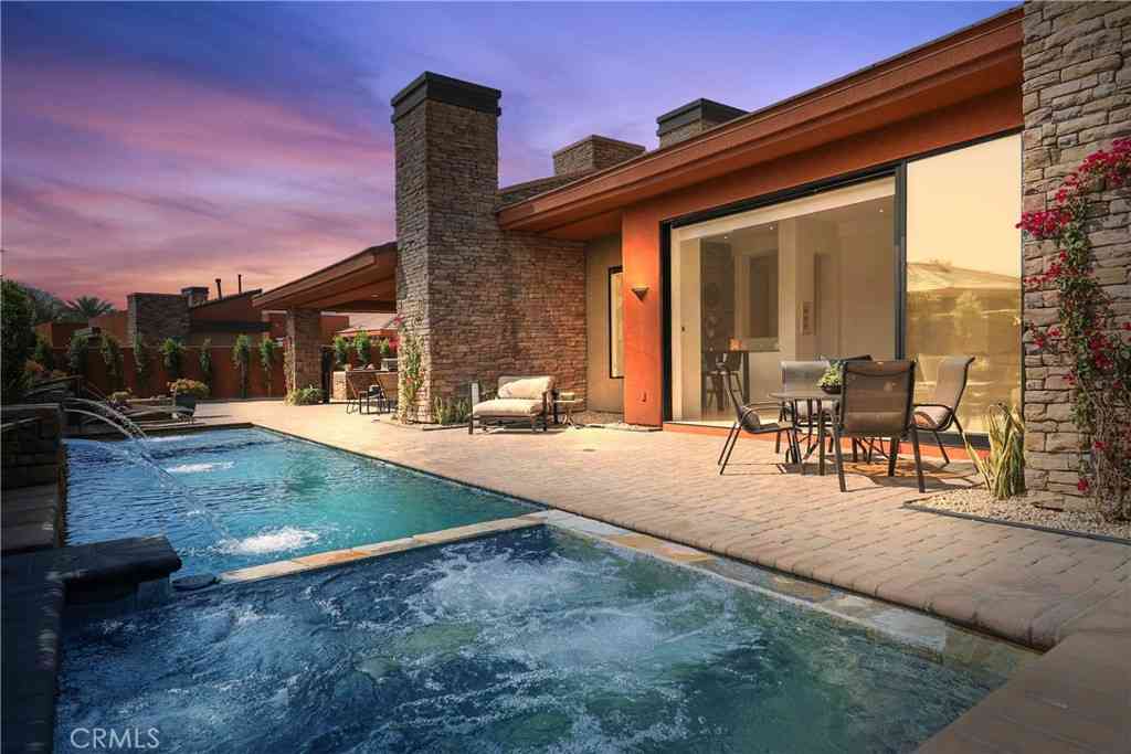 Homes For Rent - 50070 Via De Moda<br/> La Quinta, CA 92253