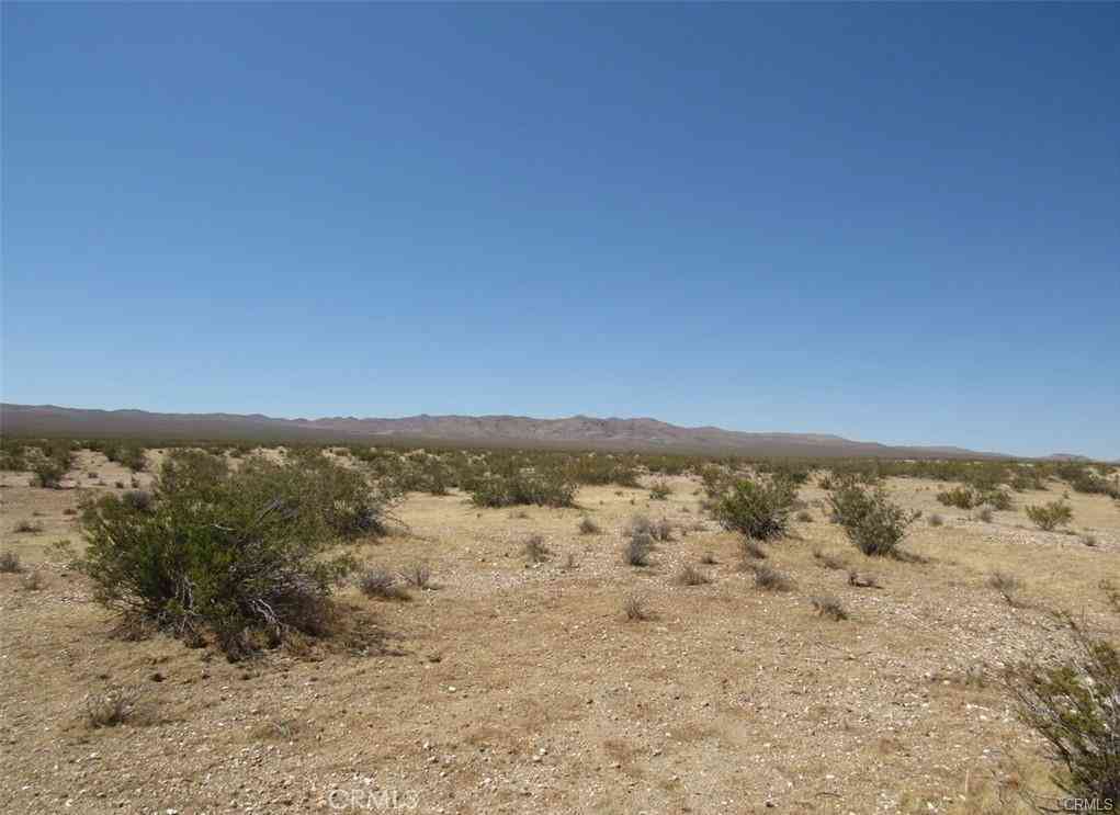 Vacant Land For Sale - 0446-032-28-0000<br/> Lucerne Valley, CA 92356