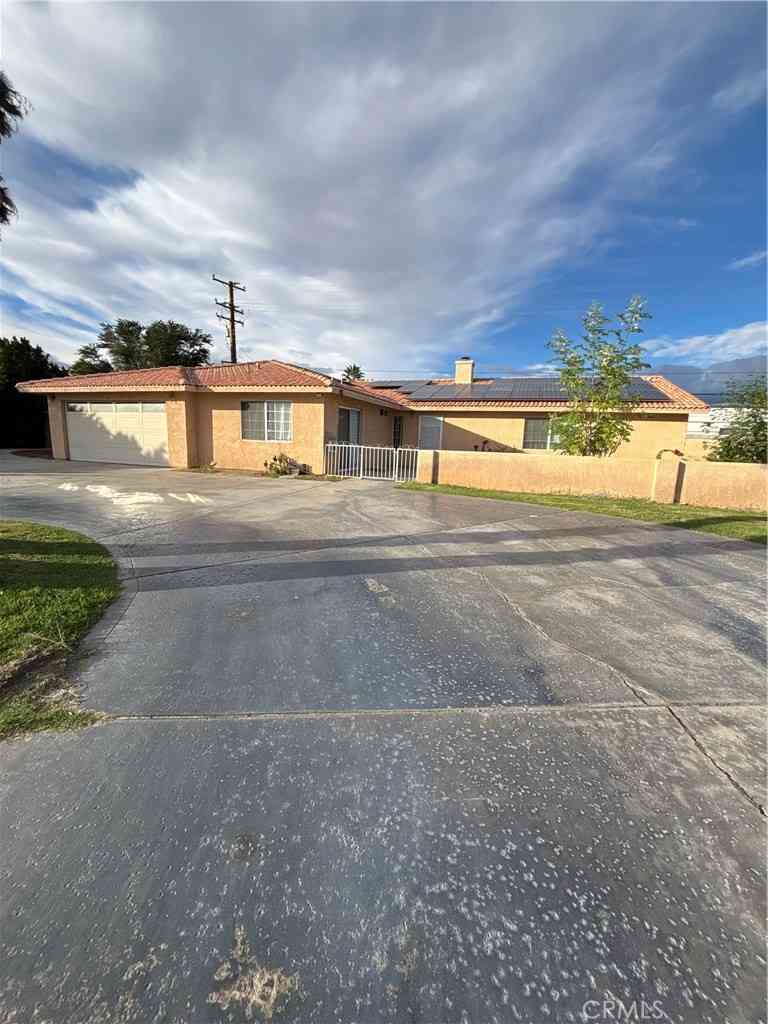 Homes For Sale - 3140 E Vista Chino<br/> Palm Springs, CA 92262