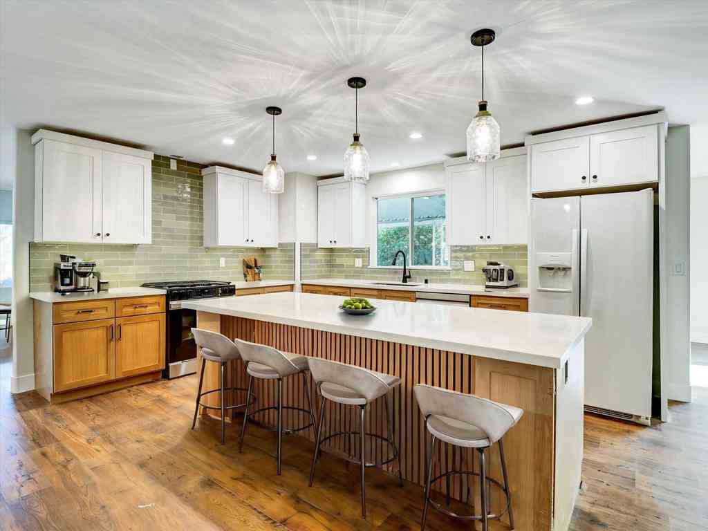 Mobile Home For Sale - 38525 Desert Greens Drive E<br/> Palm Desert, CA 92260