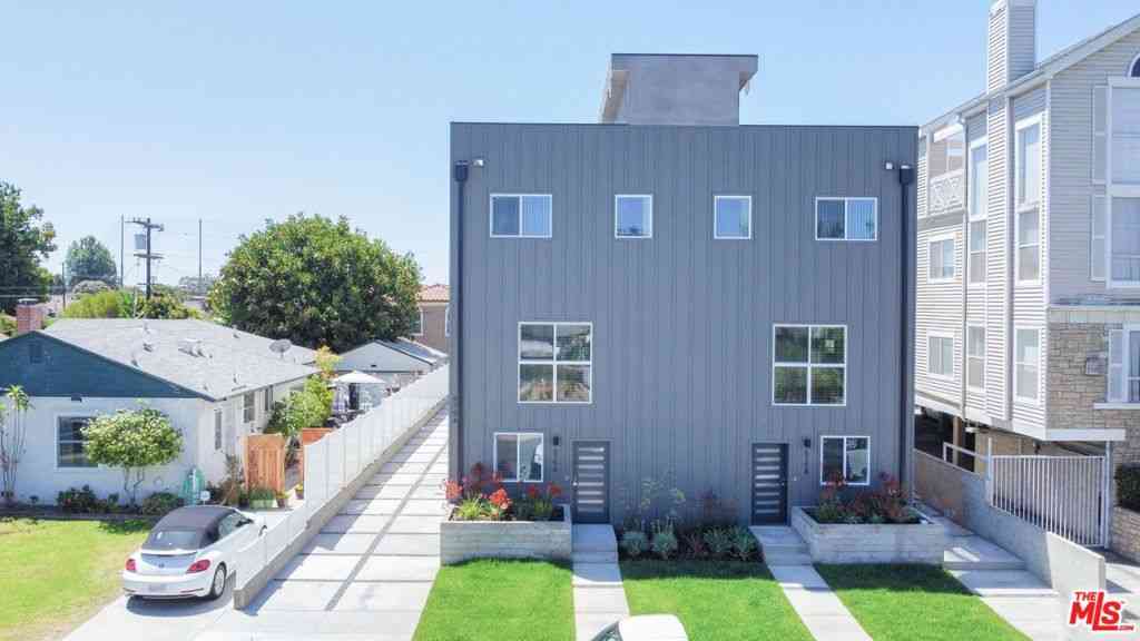 Homes For Sale - 6754 W 86th Place<br/> Los Angeles, CA 90045