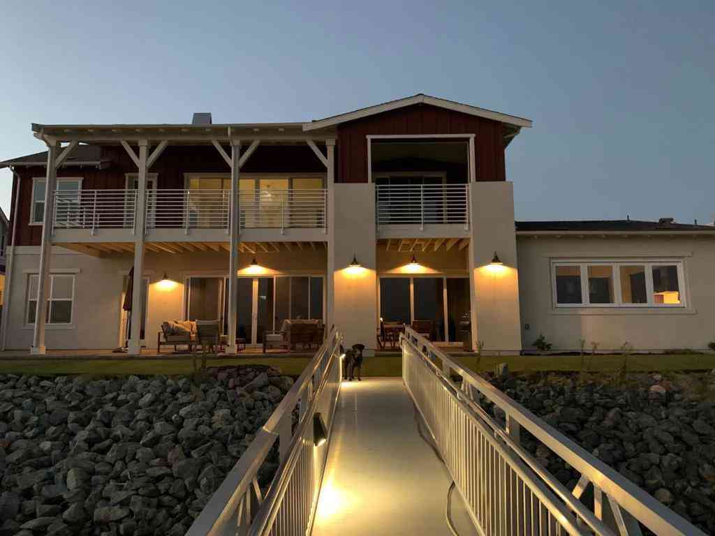Homes For Rent - 98 Edgewater<br/> Bethel Island, CA 94511