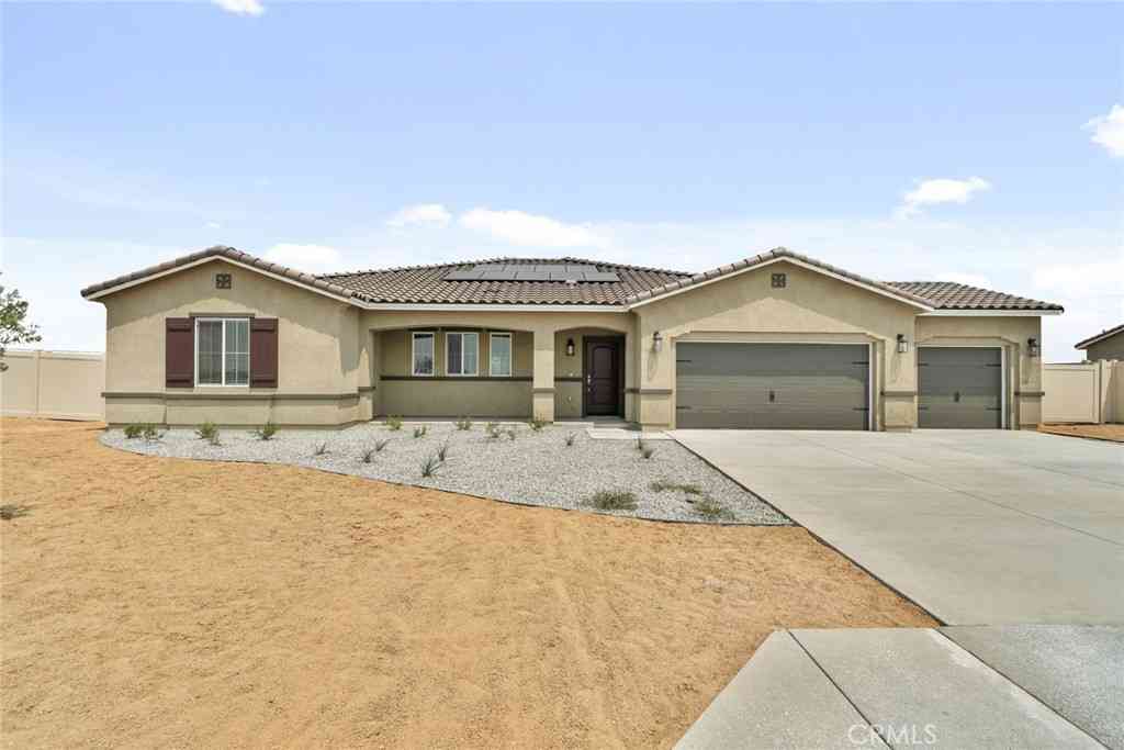 Homes For Sale - 14892 White Sage<br/> Apple Valley, CA 92307