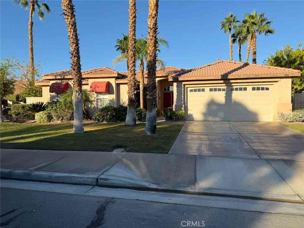 Homes For Rent - 37677 Emerson Drive<br/> Palm Desert, CA 92211