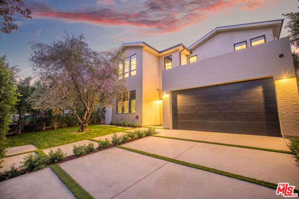 Homes For Rent - 4433 Kraft Avenue<br/> Studio City, CA 91602