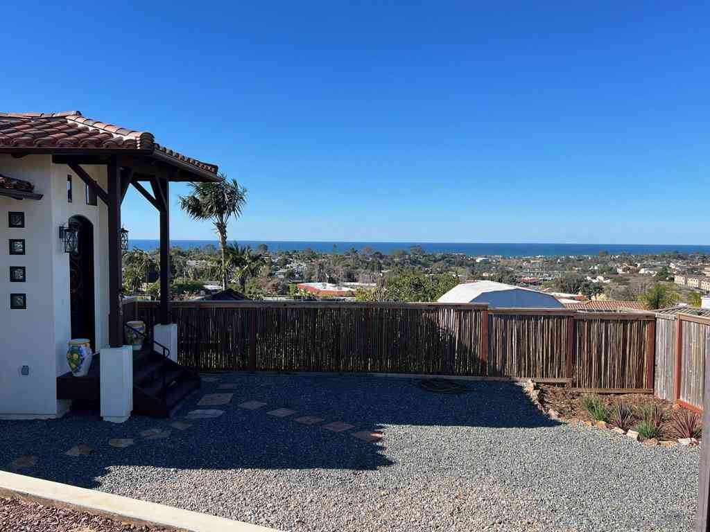Homes For Rent - 606 Camino De Orchidia<br/> Encinitas, CA 92024