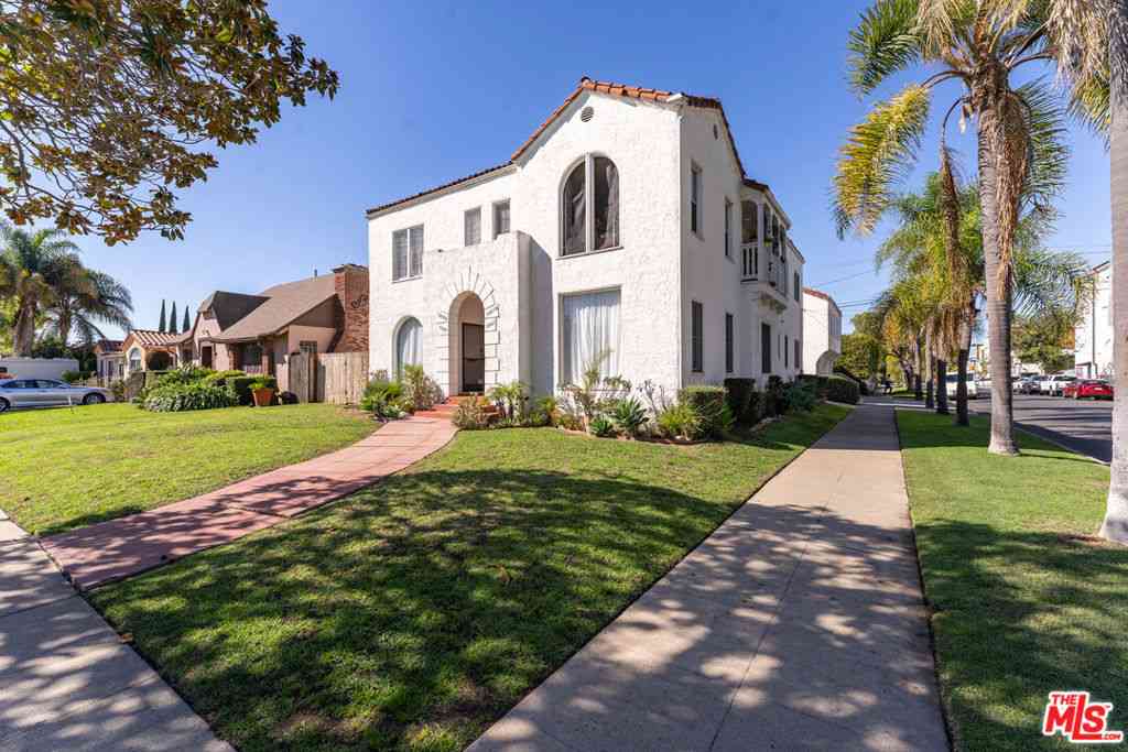 Homes For Sale - 1601 S Hayworth Avenue<br/> Los Angeles, CA 90035