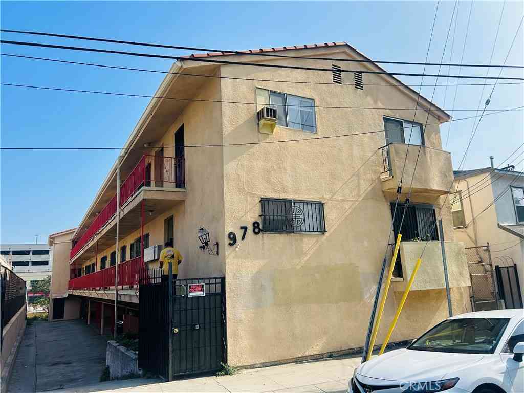 Homes For Sale - 980 Yale<br/> Los Angeles, CA 90012
