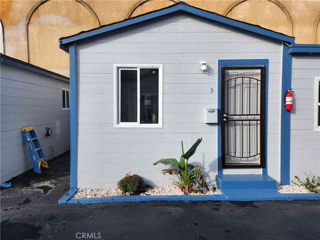 Condo For Rent - 3713 W Imperial #3<br/> Inglewood, CA 90303