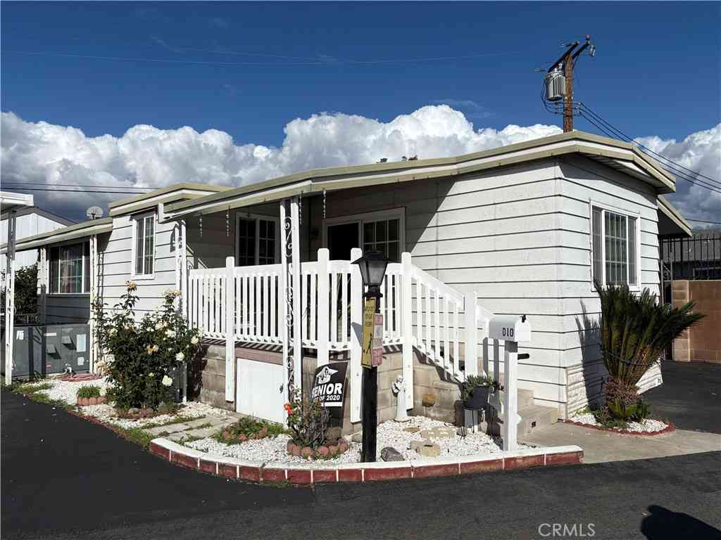 Mobile Home For Sale - 1380 N Citrus #D-10<br/> Covina, CA 91722