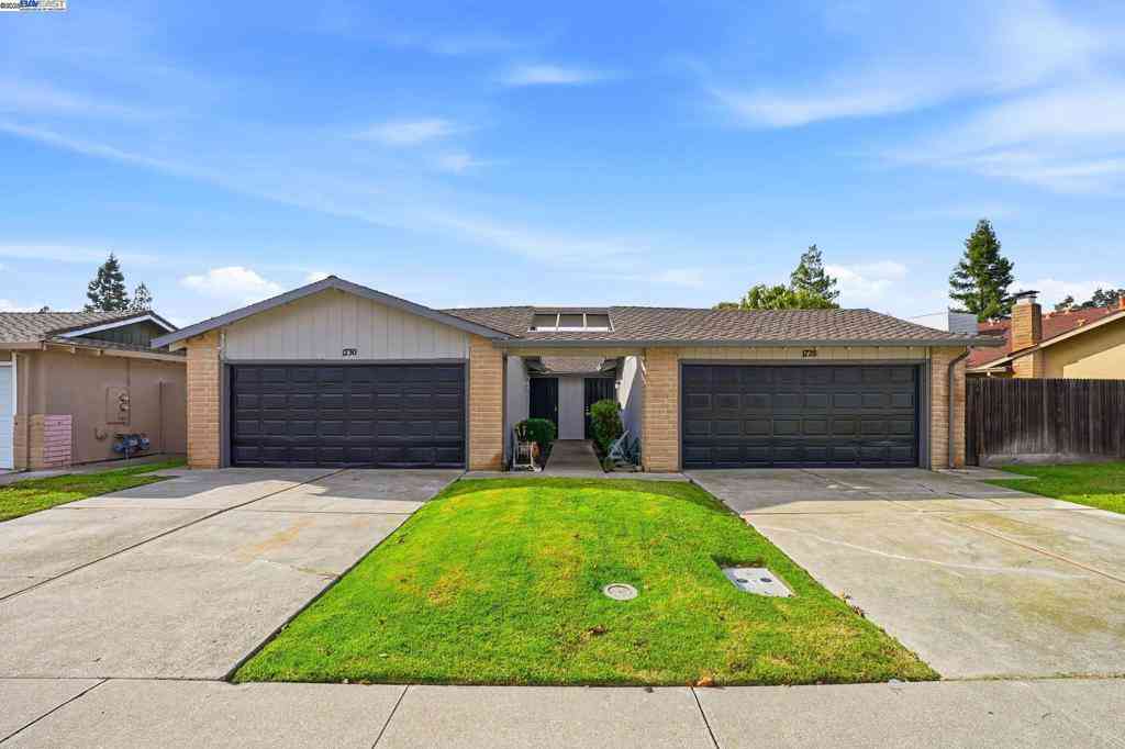 Homes For Sale - 1728 Silver Creek Circle<br/> San Joaquin County, Stockton, CA 95207