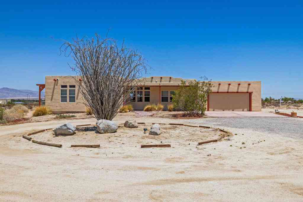 Homes For Sale - 437 Ocotillo Circle<br/> Borrego Springs, CA 92004