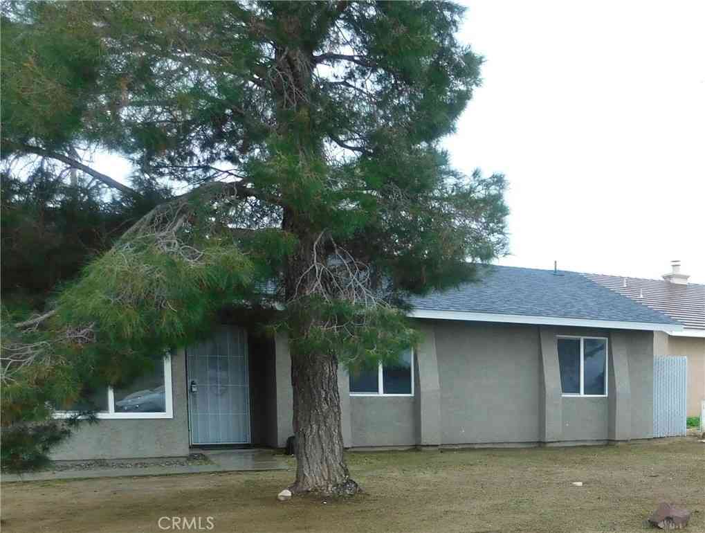 Homes For Rent - 8260 Viburnum<br/> California City, CA 93505