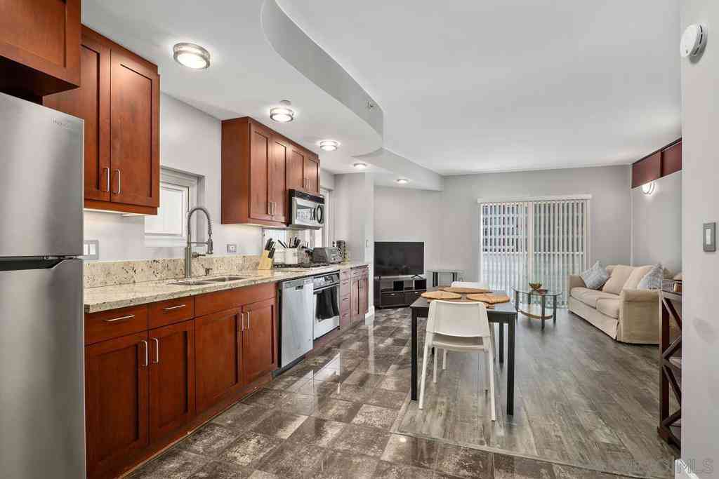 Homes For Rent - 550 15th St #601<br/> San Diego, CA 92101