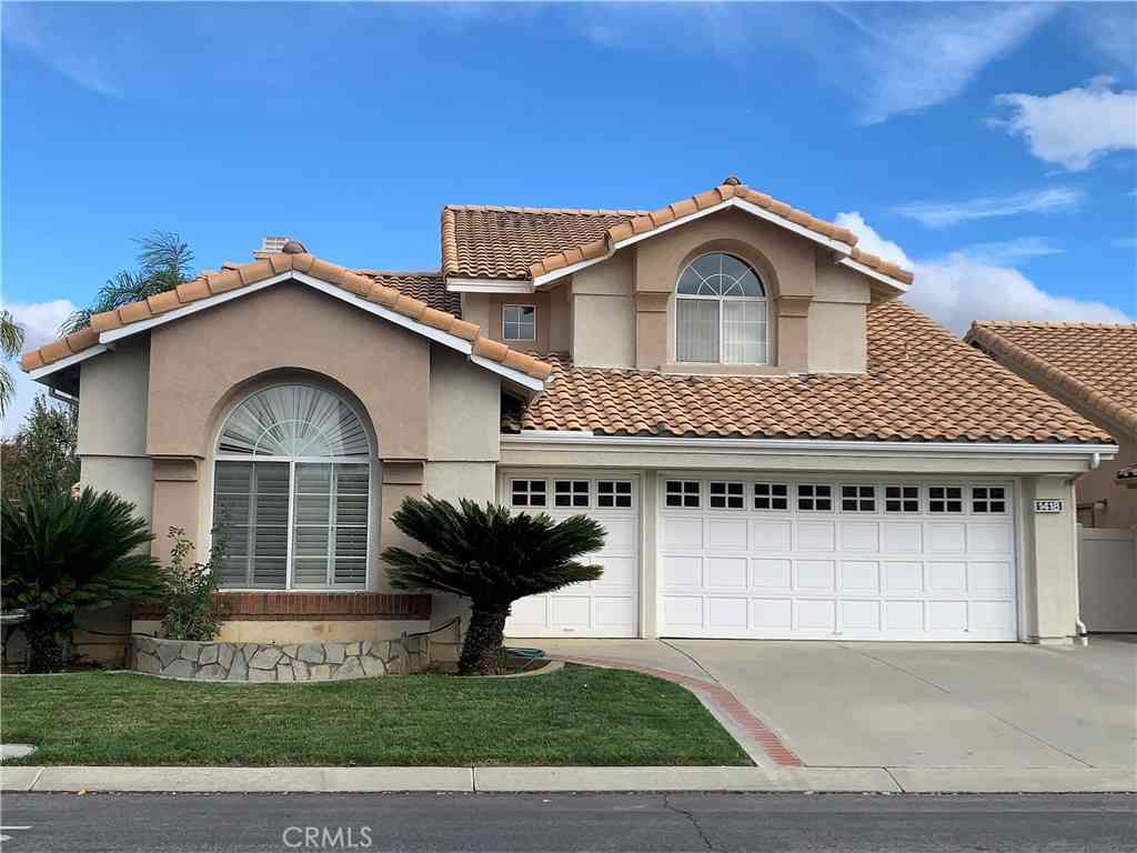 Homes For Sale - 1418 Las Colinas<br/> Banning, CA 92220