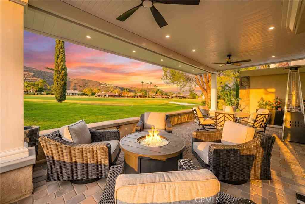 Multifamily For Sale - 38521 Glen Abbey<br/> Murrieta, CA 92562