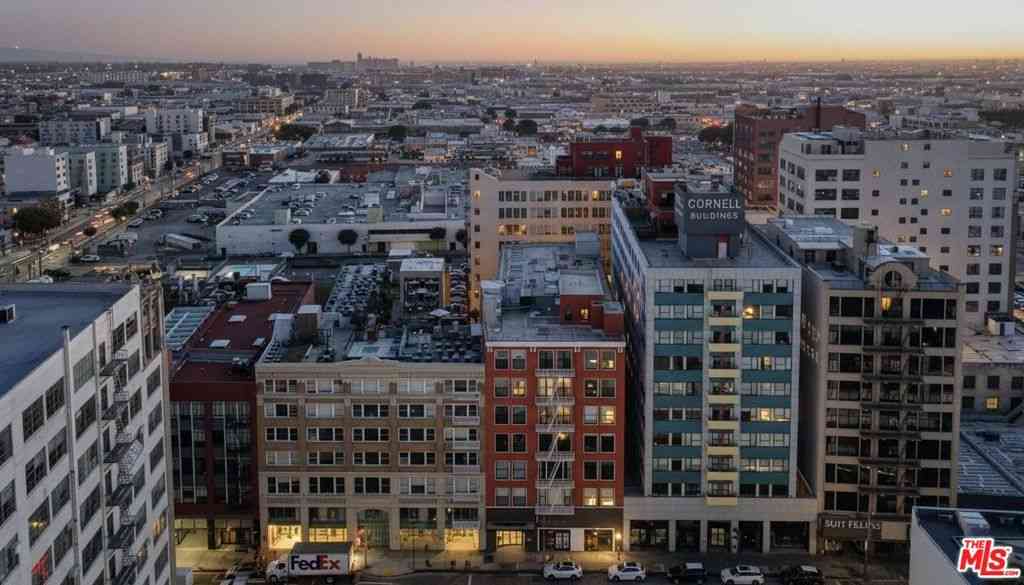 Condo For Rent - 746 S Los Angeles Street #402<br/> Los Angeles, CA 90014