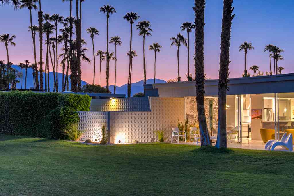 Condo For Sale - 343 Westlake Terrace<br/> Palm Springs, CA 92264