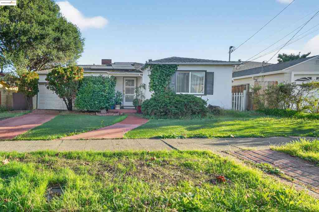 Homes For Sale - 5716 Fresno Ave<br/> Richmond, CA 94804