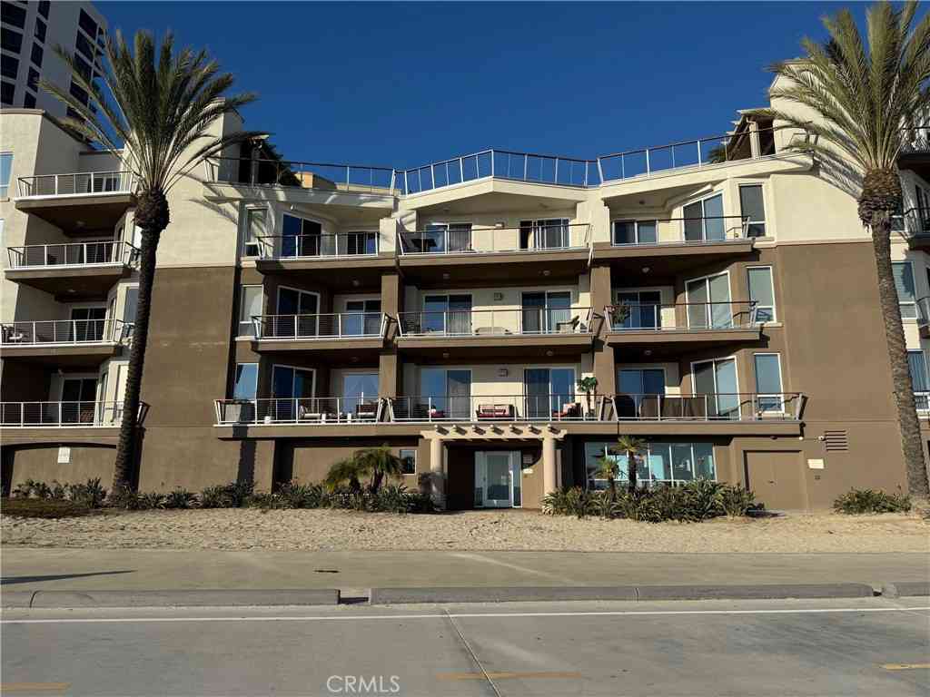 Condo For Rent - 1400 E Ocean Boulevard #1203<br/> Long Beach, CA 90802
