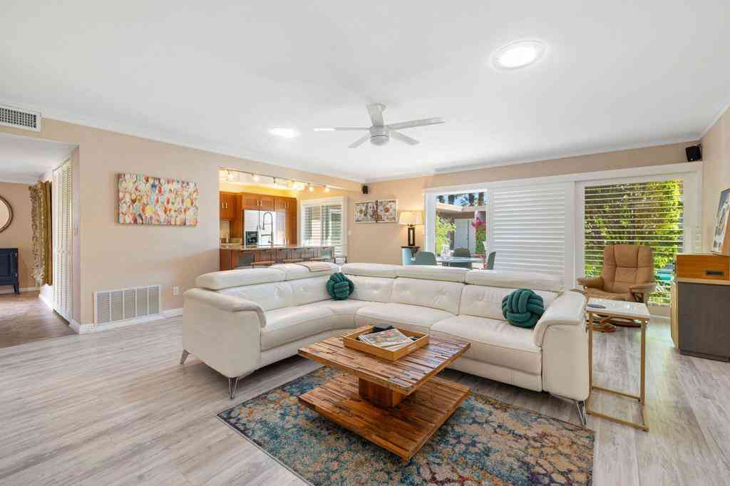 Condo For Sale - 46446 Ryway Place<br/> Palm Desert, CA 92260