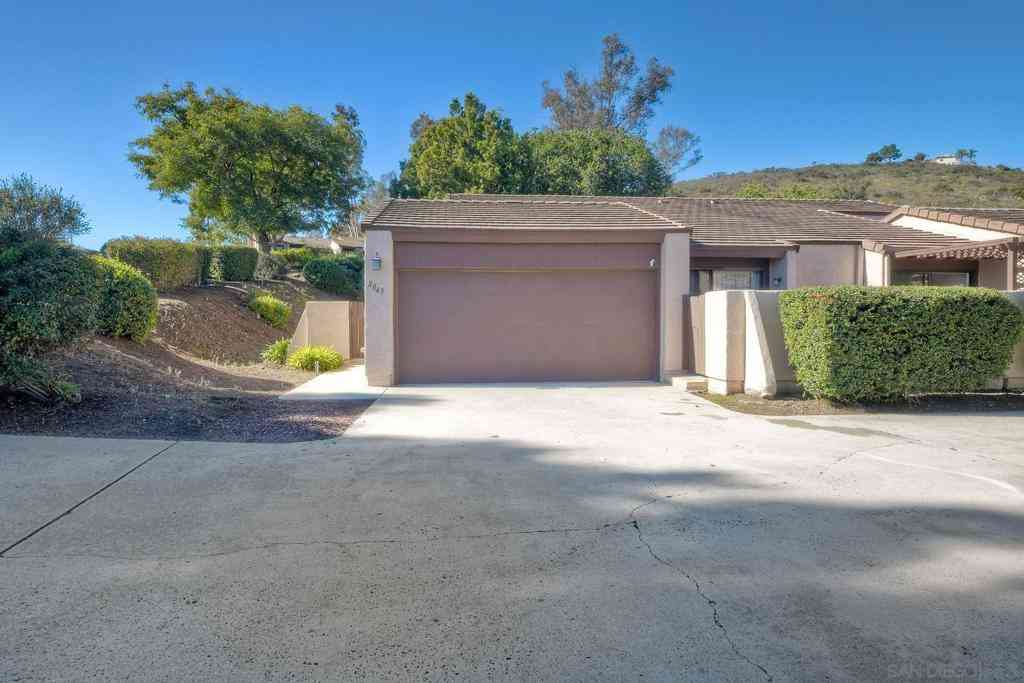 Condo For Sale - 2049 Golden Circle Dr<br/> Escondido, CA 92026
