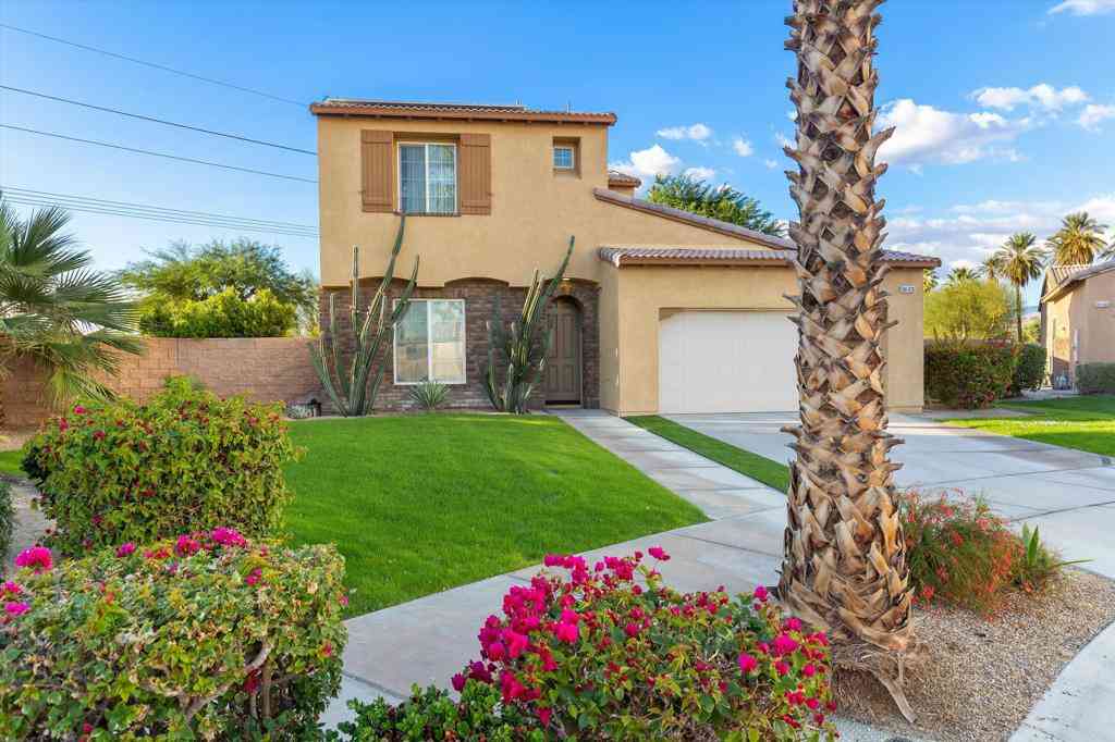 Homes For Sale - 84020 Colibri Court<br/> Indio, CA 92203