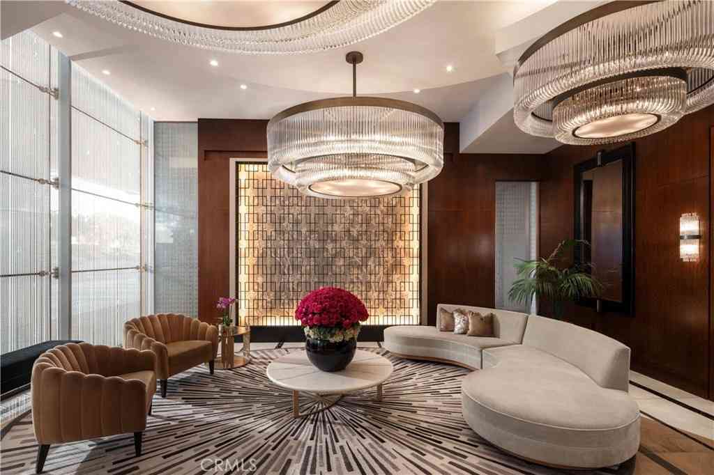 Condo For Sale - 900 W Olympic Boulevard #46B<br/> Los Angeles, CA 90015