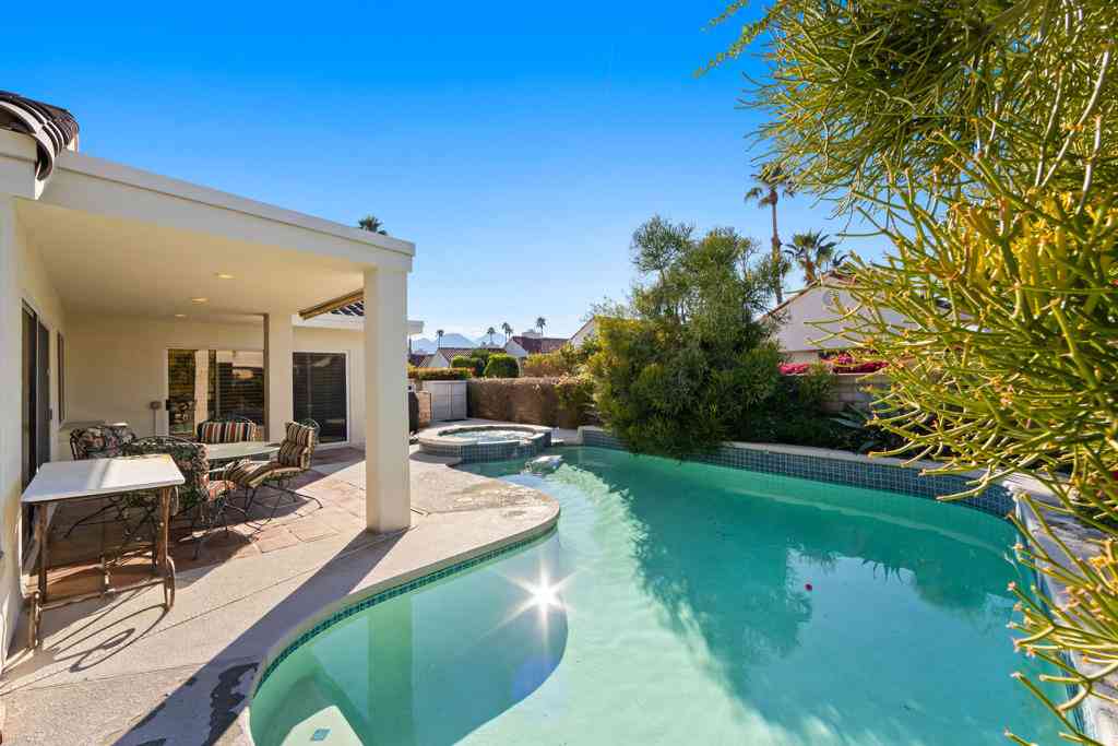 Homes For Sale - 77739 Cape Verde Drive<br/> Palm Desert, CA 92211