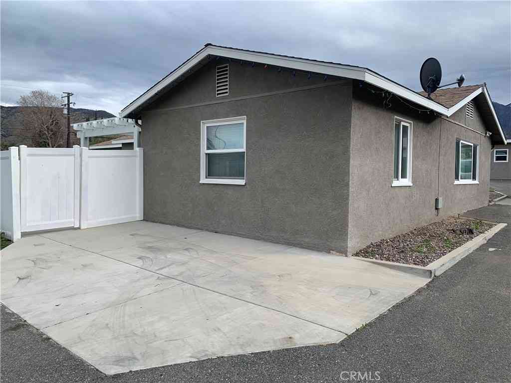 Multifamily For Rent - 10917 Bryant Street<br/> Yucaipa, CA 92399