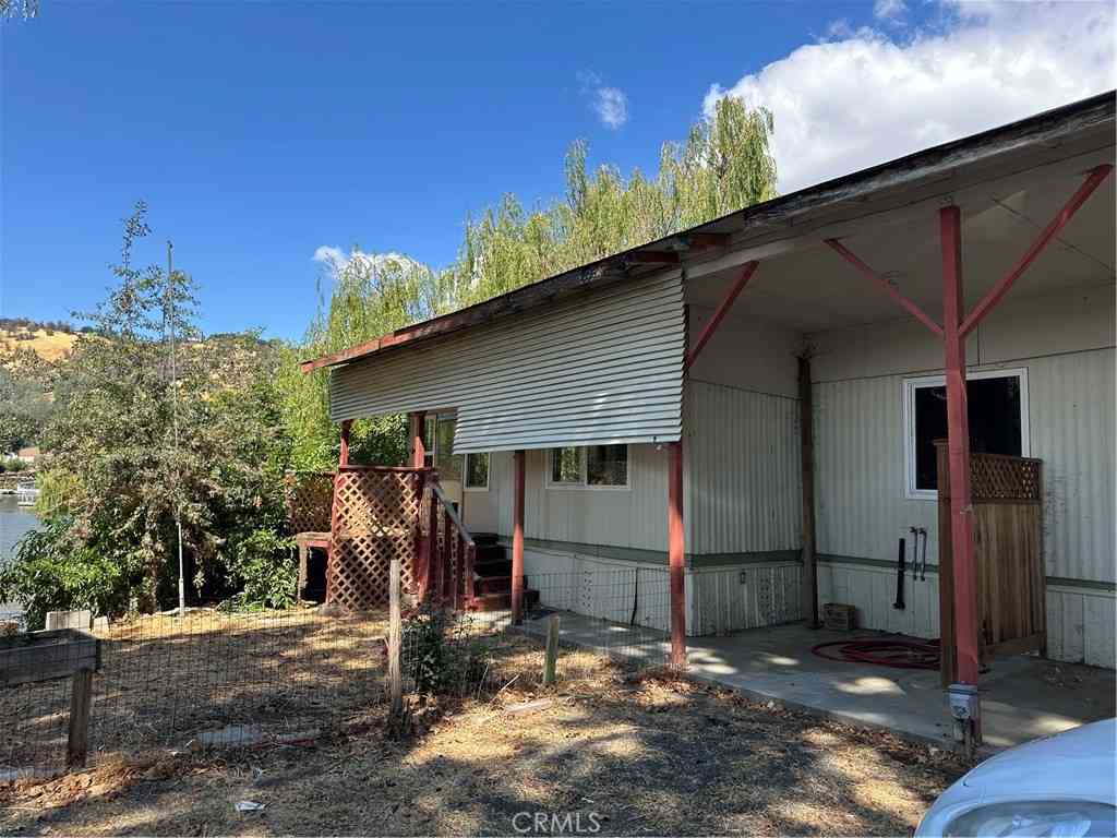 Mobile Home For Sale - 12840 Island Dr. #43<br/> Clearlake Oaks, CA 95423