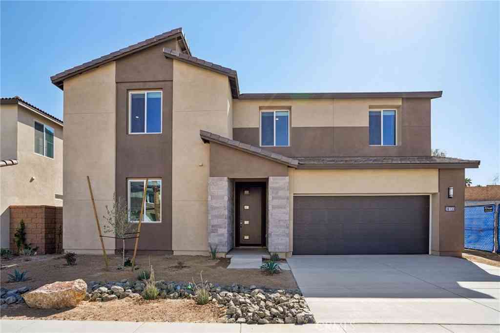 Homes For Sale - 36133 Cameron Place<br/> Palm Desert, CA 92211