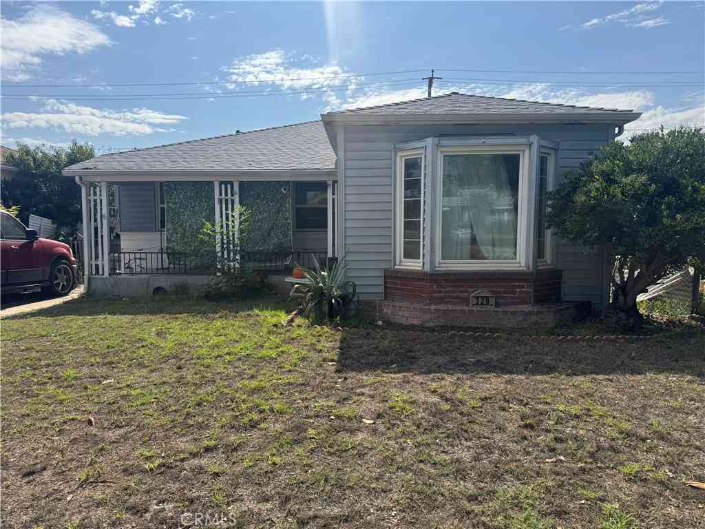Homes For Sale - 320 W Hillsdale Avenue<br/> Inglewood, CA 90302