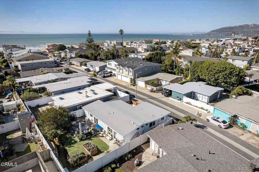 Homes For Sale - 1040 Dover Lane<br/> Ventura County, Ventura, CA 93001