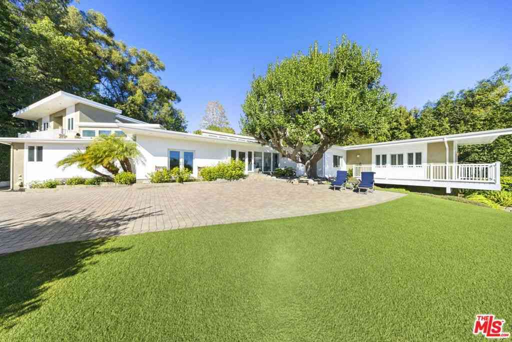 Homes For Rent - 11215 W Sunset Boulevard<br/> Los Angeles, CA 90049