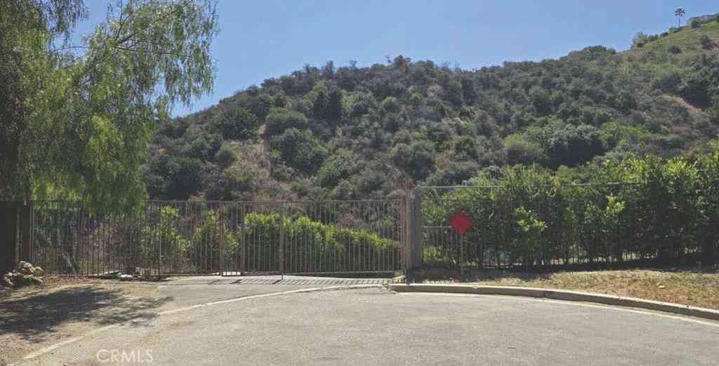 Vacant Land For Sale - 3 Ambar Drive<br/> Woodland Hills, CA 91364