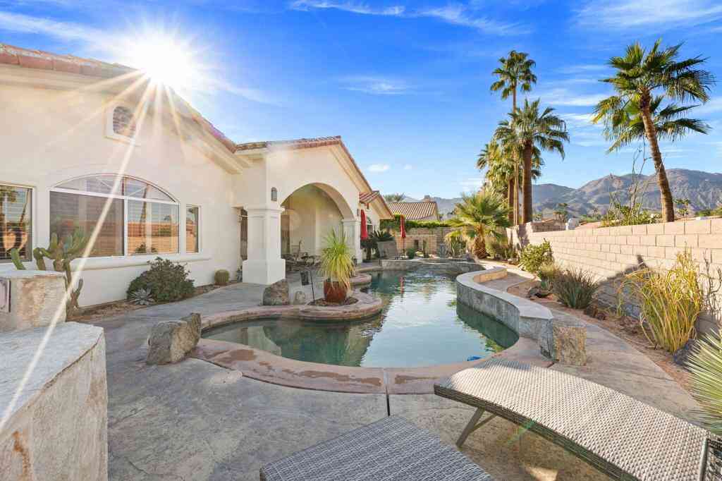Homes For Rent - 73110 Calliandra Street<br/> Palm Desert, CA 92260