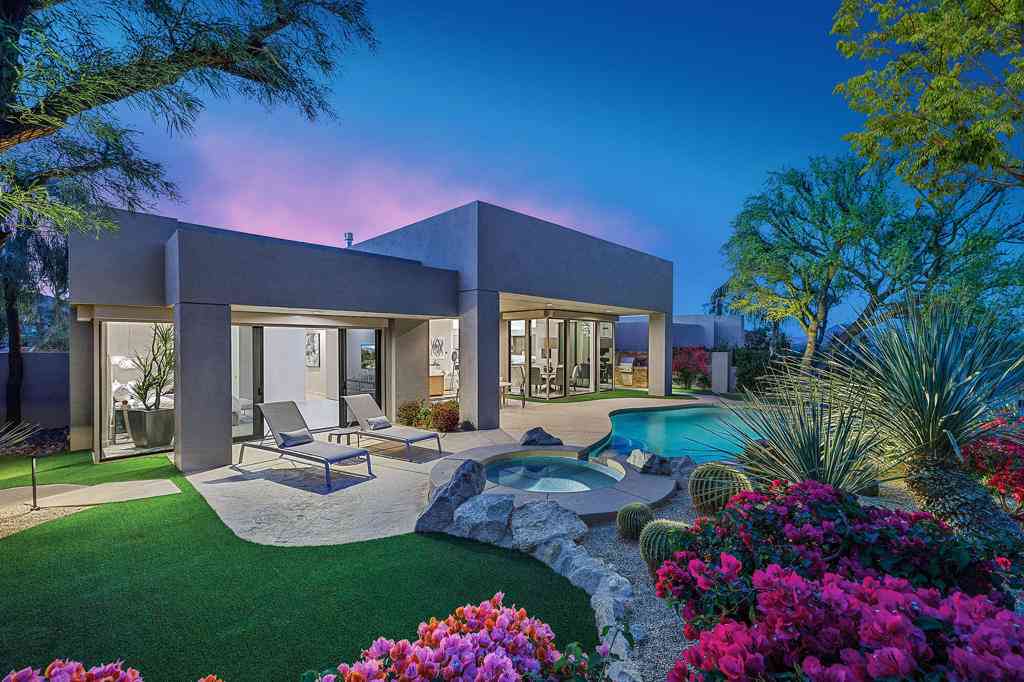 Homes For Sale - 312 Metate Place<br/> Palm Desert, CA 92260